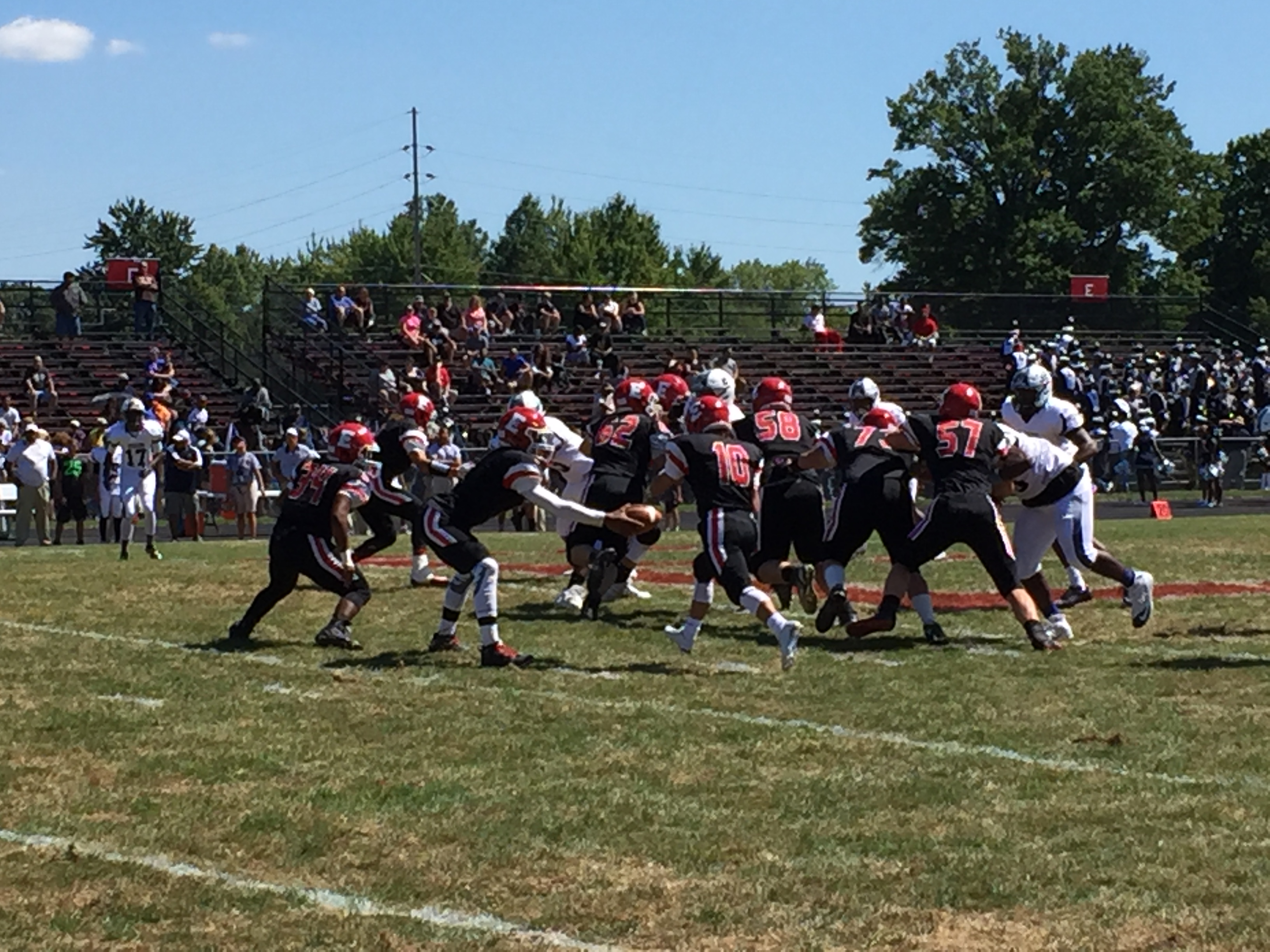 Elyria Pioneers Big Second Half Gets Them to 1-1 Following 32-18 Win ...