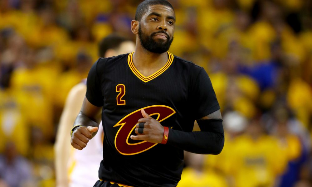 Top pick Kyrie Irving introduced by Cavs