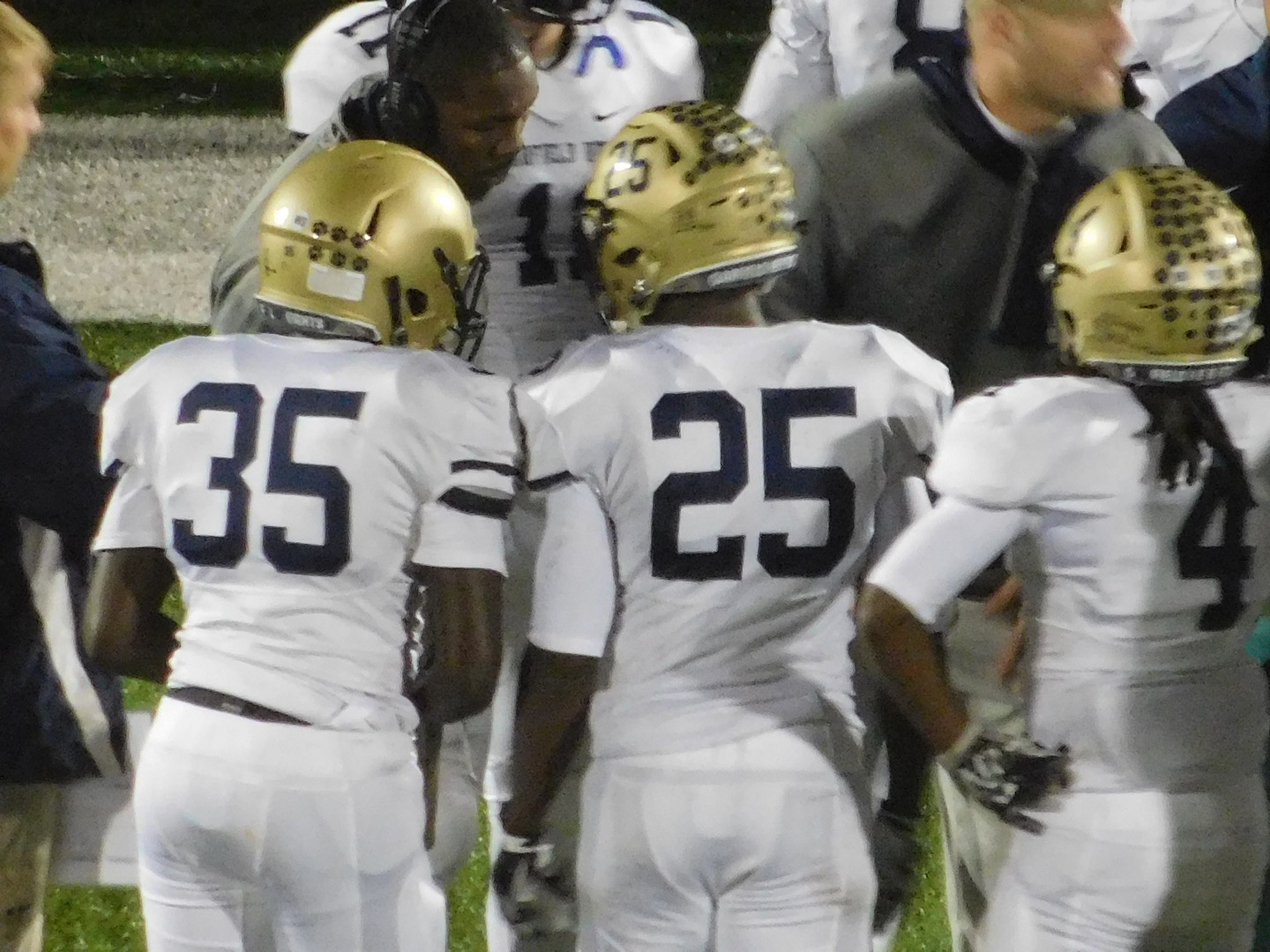 Bulldogs Stay Perfect, Garfield Heights Moves to 6-0 with 20-0 Win Over