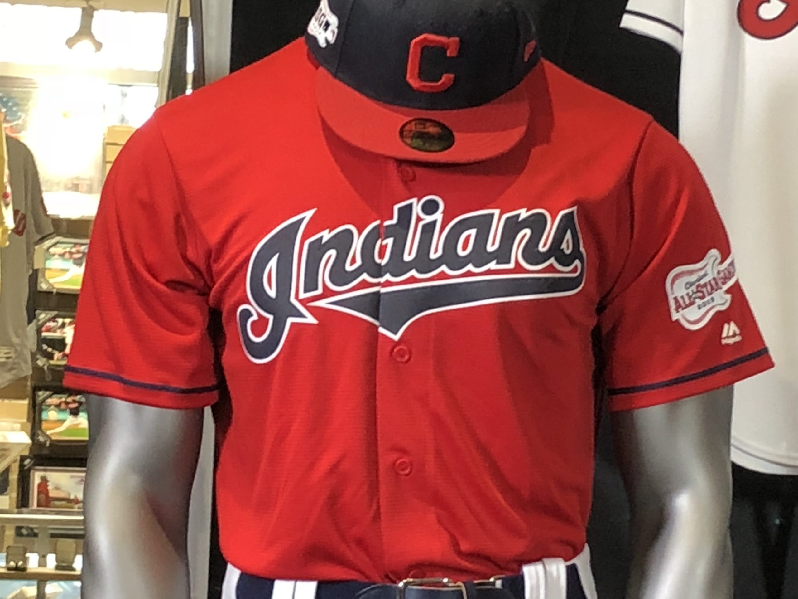 USED RED CLEVELAND INDIAN JERSEY SIZE XL