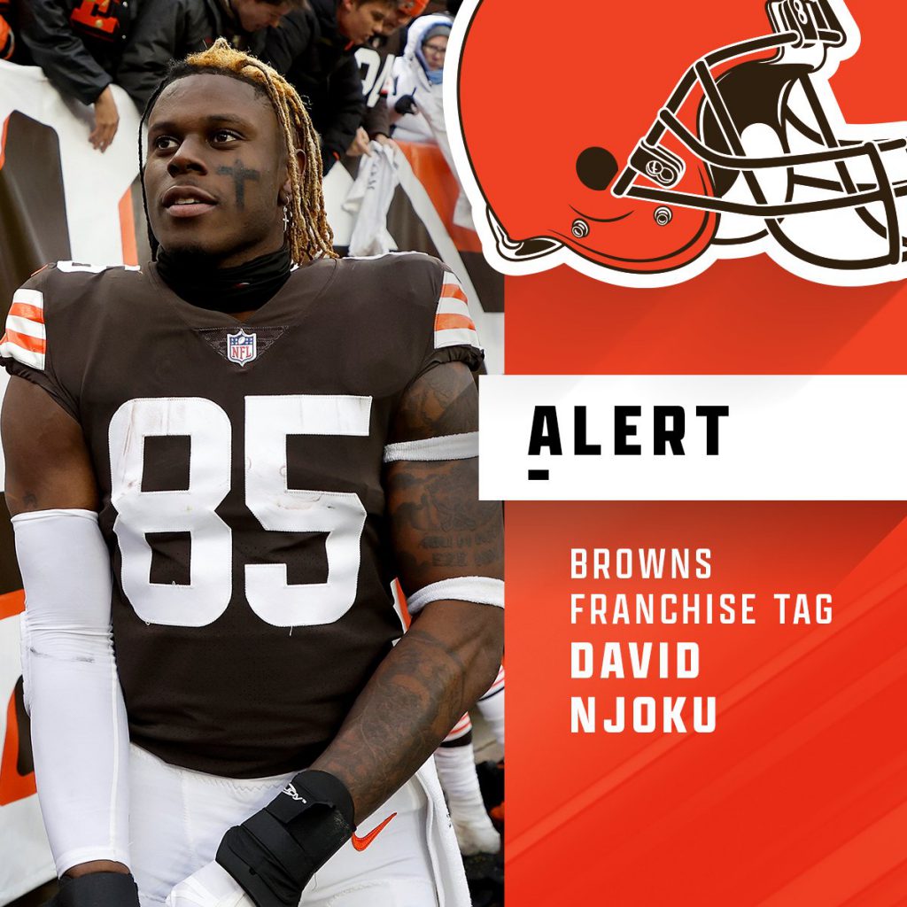 Browns Designate TE David Njoku As Franchise Player, Tender Three