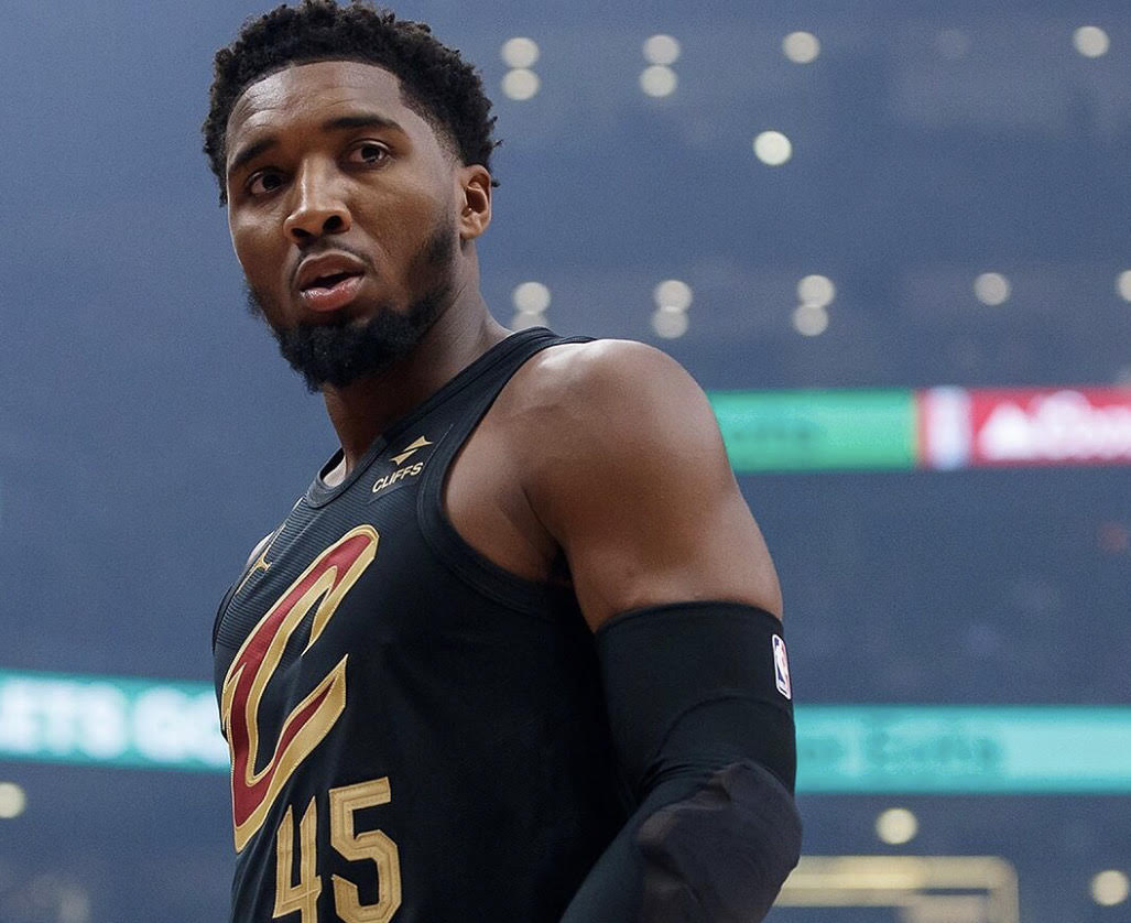 Donovan Mitchell IS A STAR
