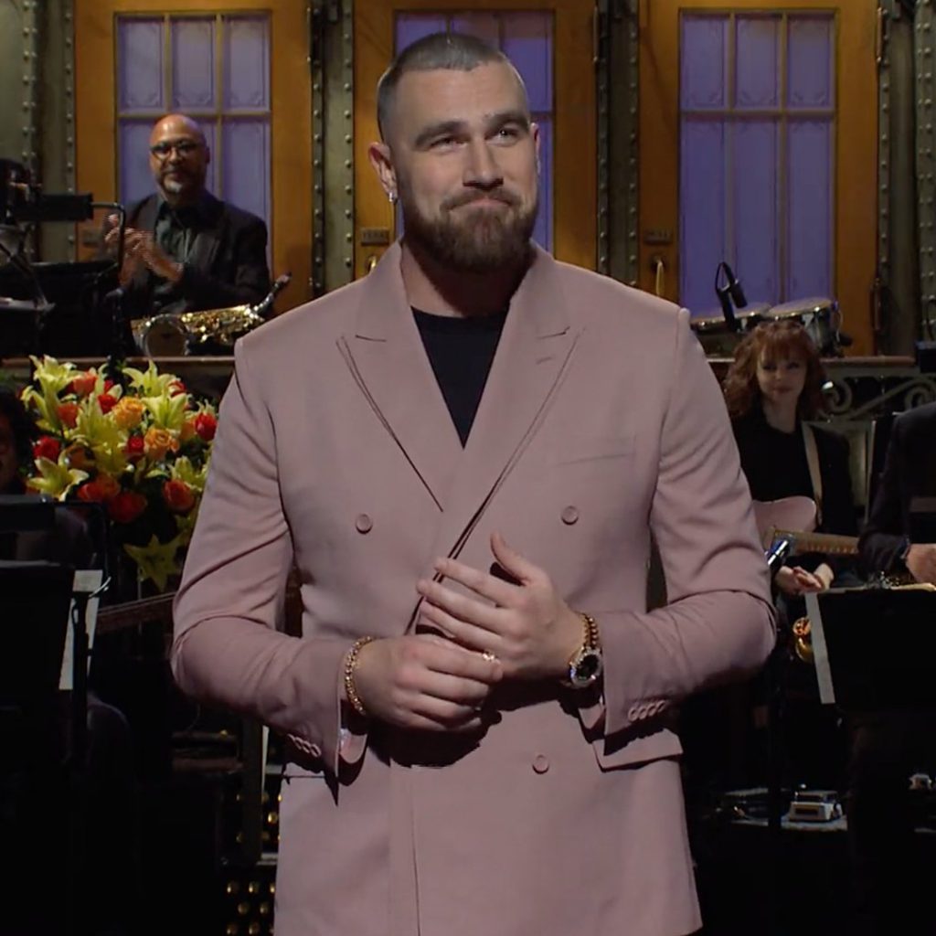 Travis Kelce Scores as Host of Saturday Night Live